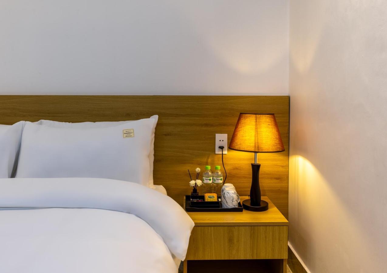 Cat Ba Hongkong Hotel Dong Khe Sau 외부 사진