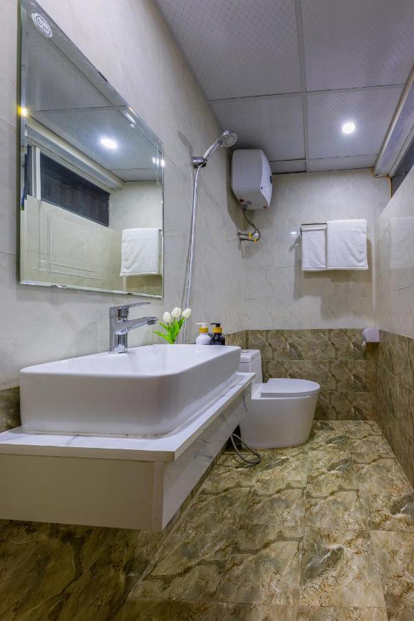 Cat Ba Hongkong Hotel Dong Khe Sau 외부 사진
